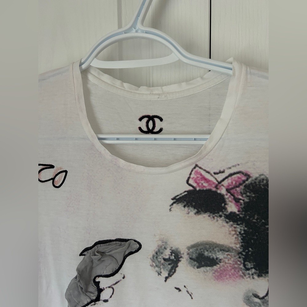 Chanel 2010 AOP Coco Vintage T Shirt - Picture 5 of 14